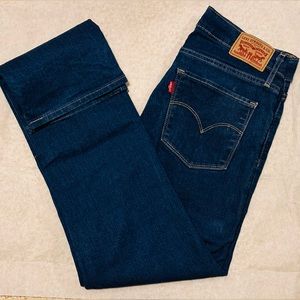 Levi’s Dark Wash Boot Cut 28x30